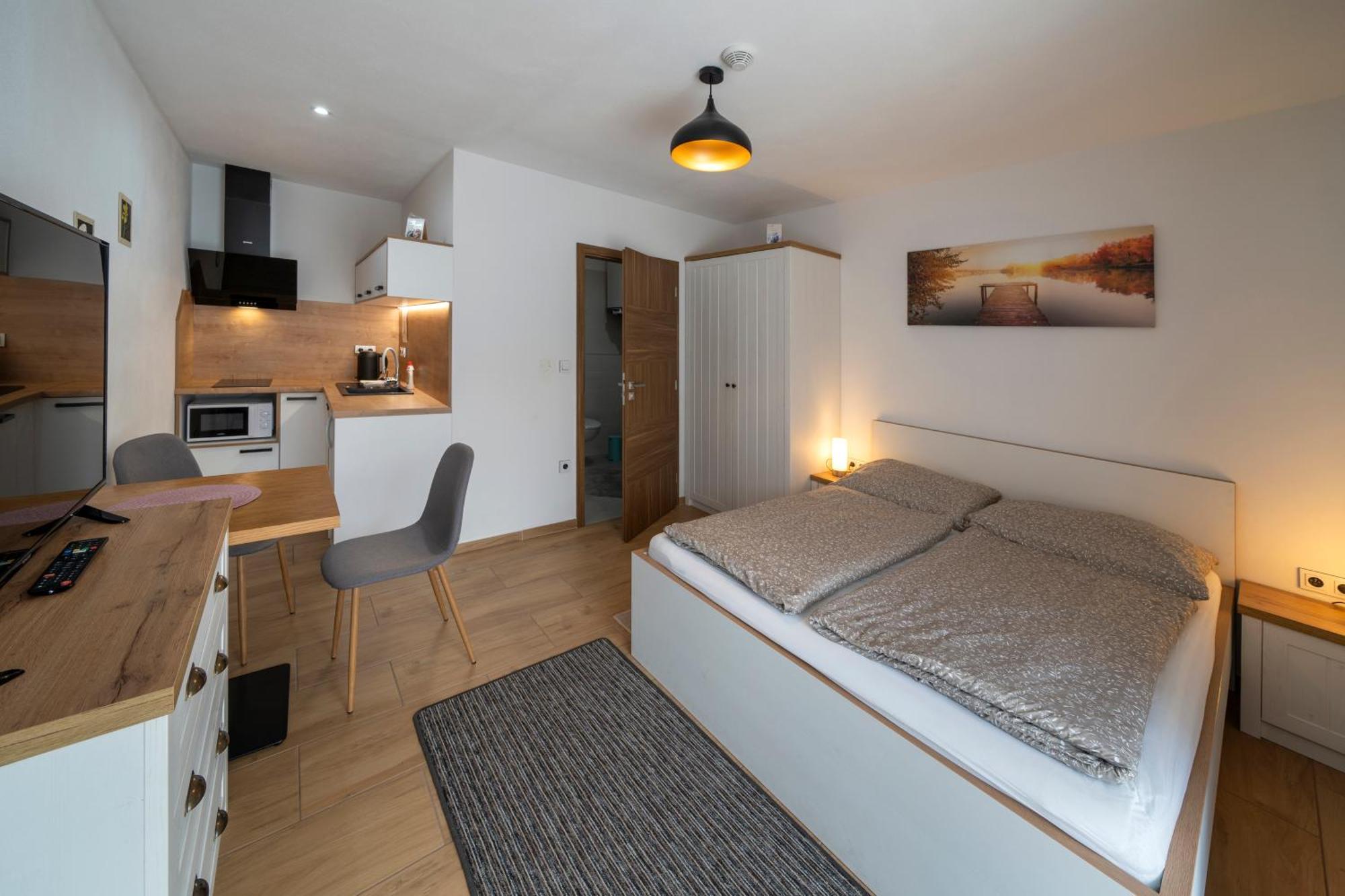 Apartmany Pod Namestim 2 Телч Экстерьер фото